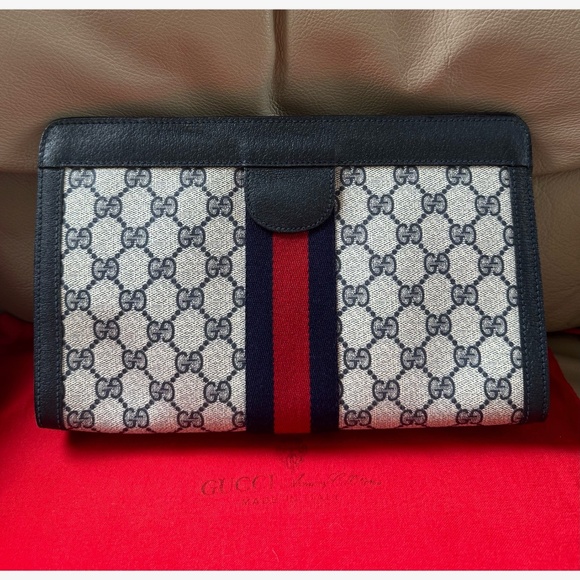 Authentic Vintage Gucci Web Monogram Canvas Black Leather Velcro Chain Clutch - Picture 2 of 11